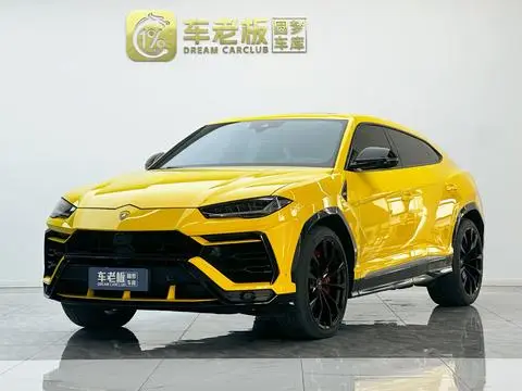Lamborghini Urus 2021 — фото 1