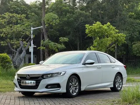 Honda Accord 2018 — фото 1