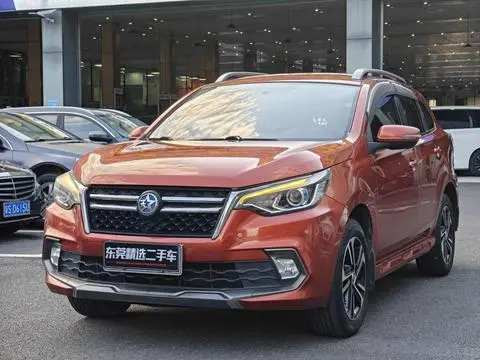 Venucia T70 2018