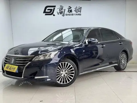 Toyota Crown 2018