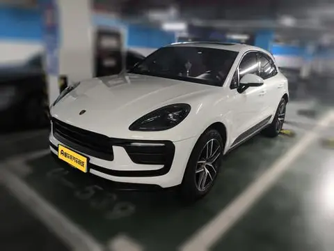 Porsche Macan 2023 — фото 1