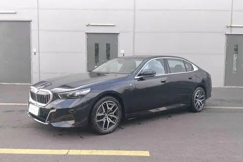 BMW i5 2024