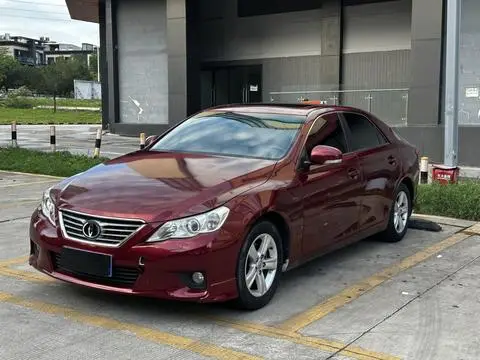 Toyota Reiz 2010