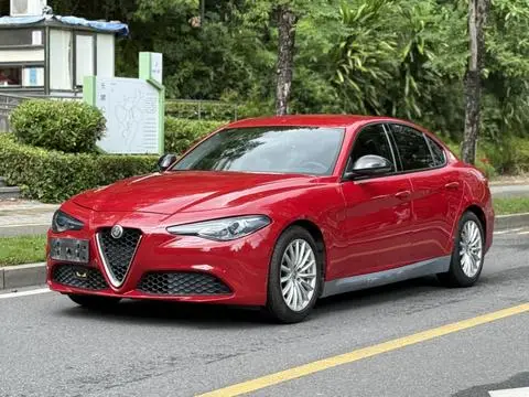 Alfa Romeo Giulia朱丽叶 2017