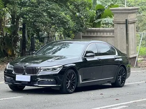 BMW 7 Series 2016 — фото 1