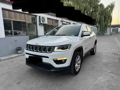 Jeep 指南者 2017