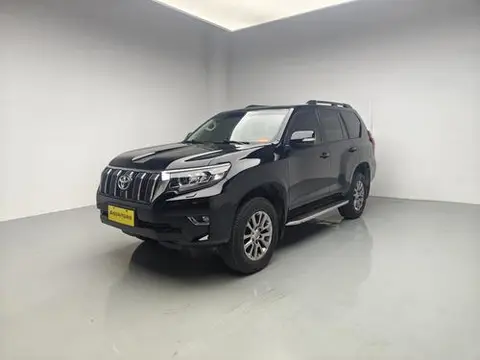 Toyota Prado 2018 — фото 1