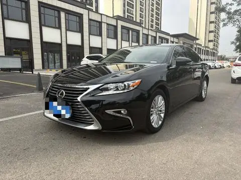 Lexus ES 2015