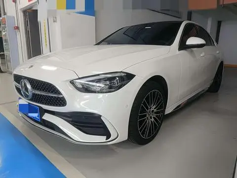 Mercedes-Benz C-Class 2024