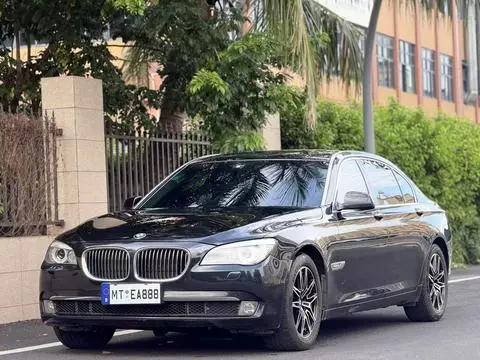 BMW 7 Series 2011