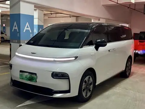 Geely 翼真L380 2024