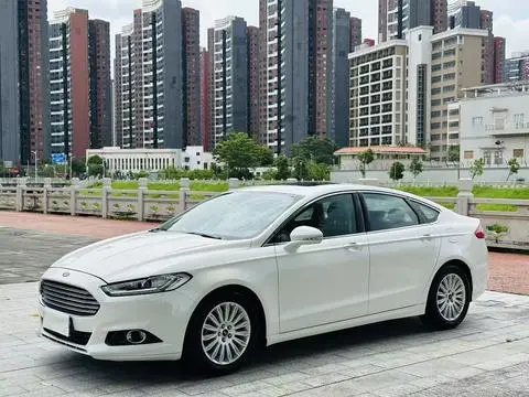 Ford 蒙迪欧 2013