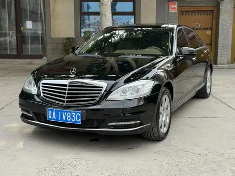 Mercedes-Benz S-Class 2012