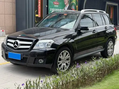 Mercedes-Benz GLK-Class 2010