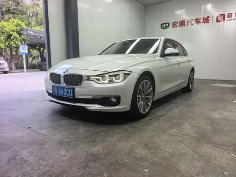 BMW 3 Series 2019 — фото 1
