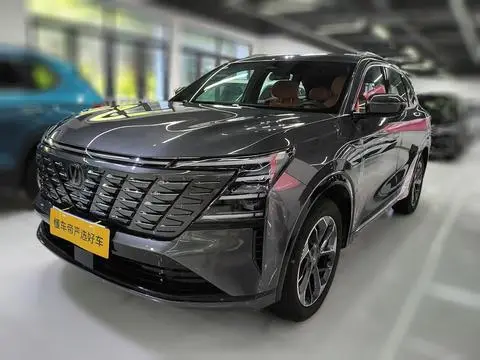 Changan CS75 PLUS 2025 — фото 1