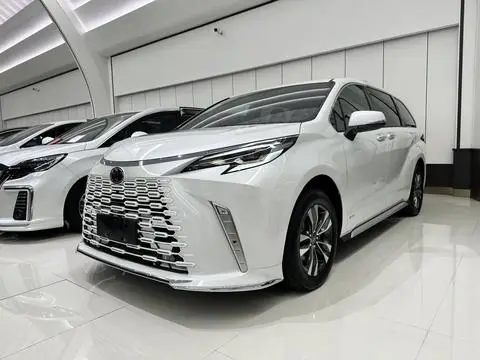 Toyota Granvia 2024