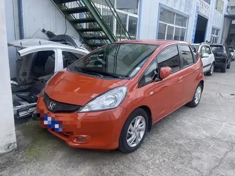 Honda Fit 2011 — фото 1