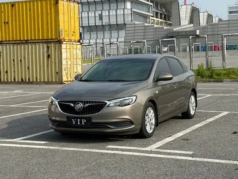 Buick Excelle GT 2021 — фото 1