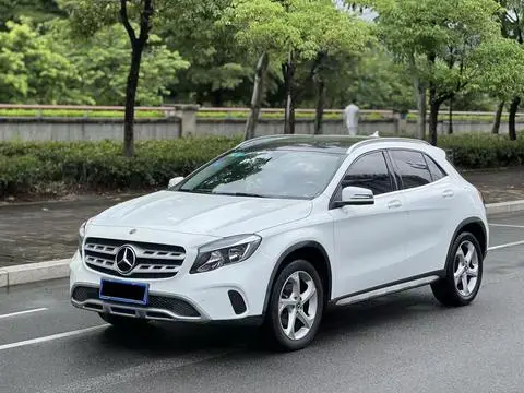 Mercedes-Benz GLA 2018 — фото 1