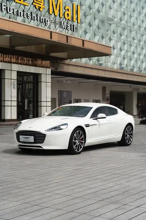 Aston Martin Rapide 2016