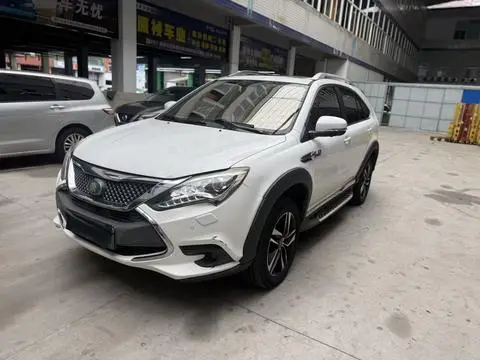 BYD Tang DM 2015