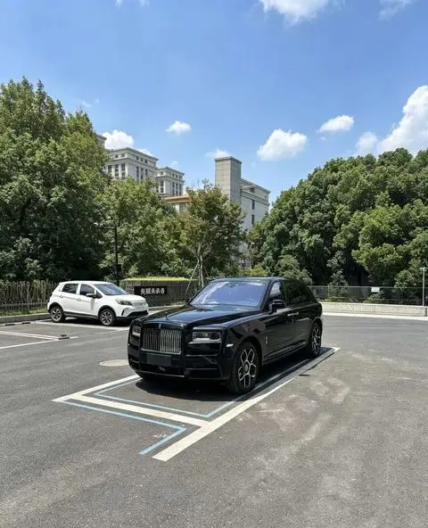Rolls Royce Cullinan 2018