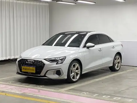 Audi A3 2021 — фото 1