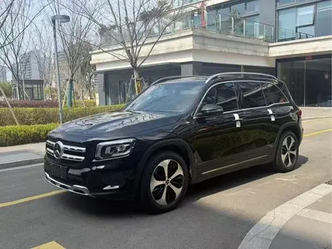Mercedes-Benz GLB 2021