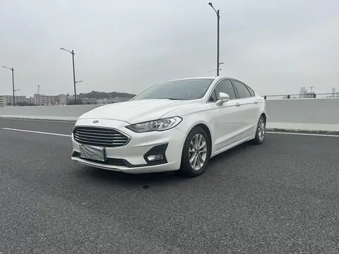 Ford 蒙迪欧 2018 — фото 1