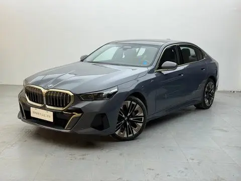 BMW 5 Series 2024