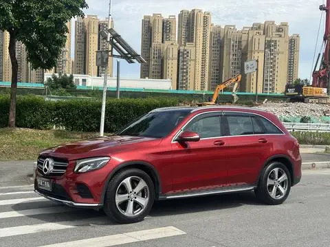 Mercedes-Benz GLC 2017 — фото 1
