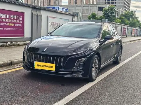 Hongqi E-QM5 2022 — фото 1