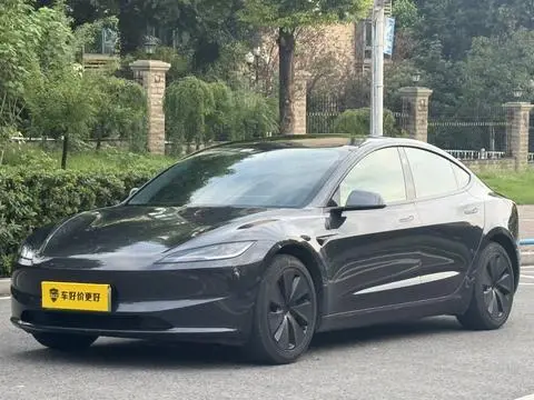 Tesla Model 3 2025