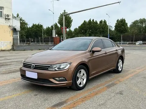 Volkswagen Lamando 2015