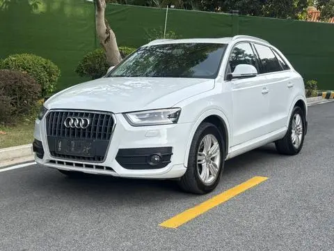 Audi Q3 2015