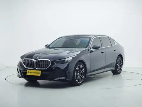 BMW 5 Series 2025