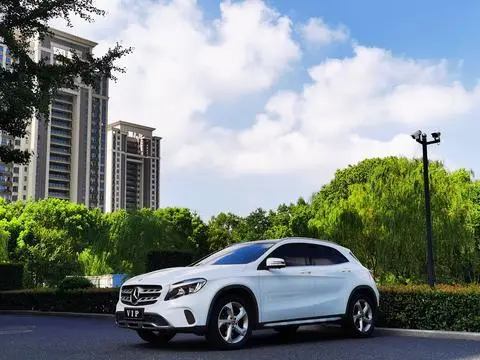 Mercedes-Benz GLA 2019