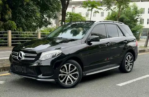 Mercedes-Benz GLE 2015