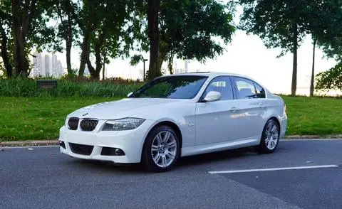 BMW 3 Series 2011