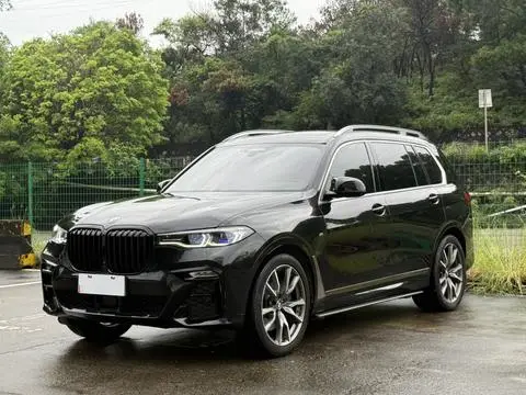 BMW X7 2022