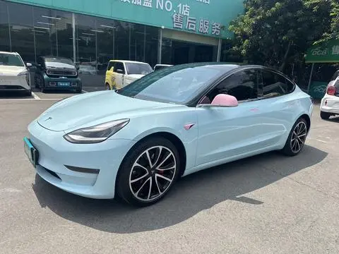 Tesla Model 3 2020