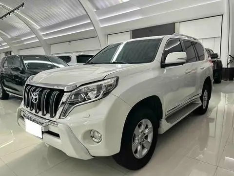 Toyota Prado 2014 — фото 1