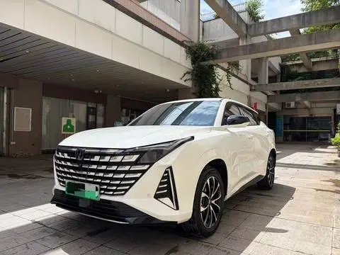 Changan UNI-Z PHEV 2024