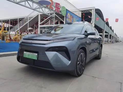 BYD TangL DM 2025