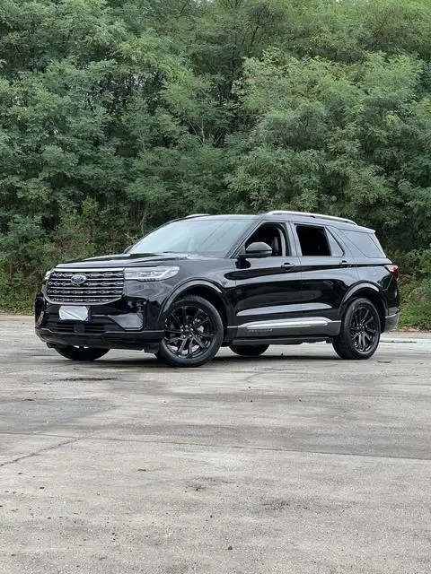 Ford 探险者 2023