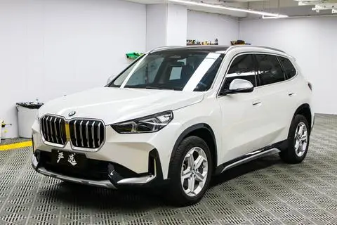 BMW X1 2023 — фото 1