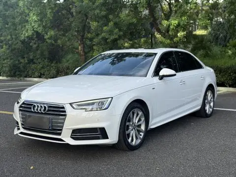 Audi A4L 2018