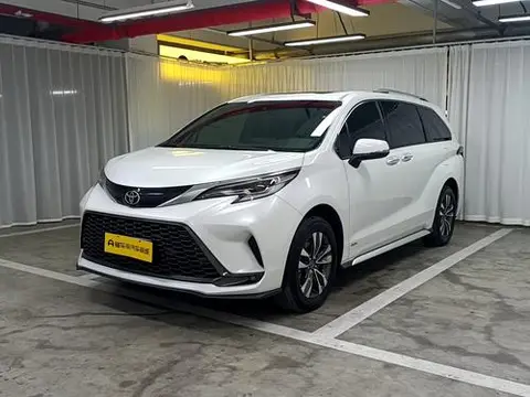 Toyota Granvia 2024