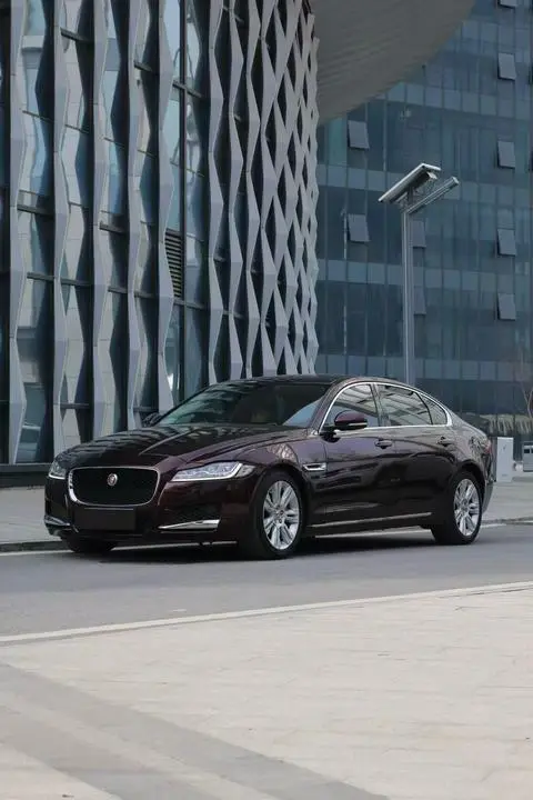 Jaguar XFL 2018